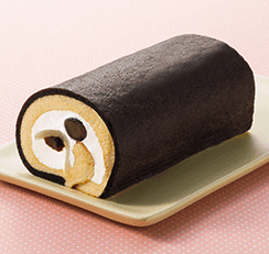 節分黒豆と黒みつのもっちロール 301円(税抜325円)